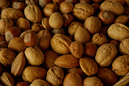 Ořechy jsou dobré pro naše zdraví, konzumujme je