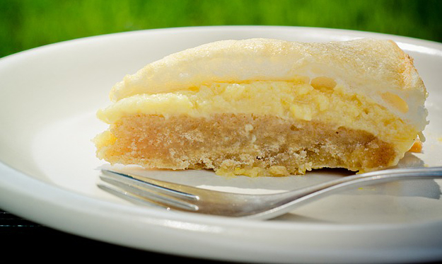 Nadýchaný pomerančovo-citronový koláč