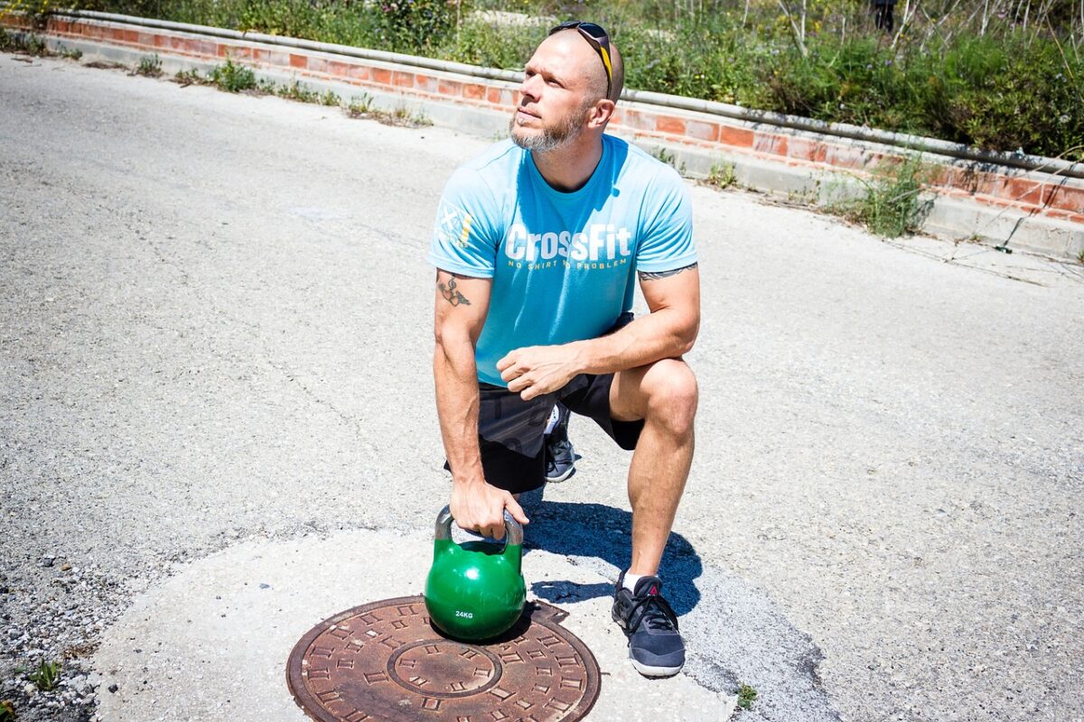 Crossfit: oblíbený kruhový trénink žen i mužů