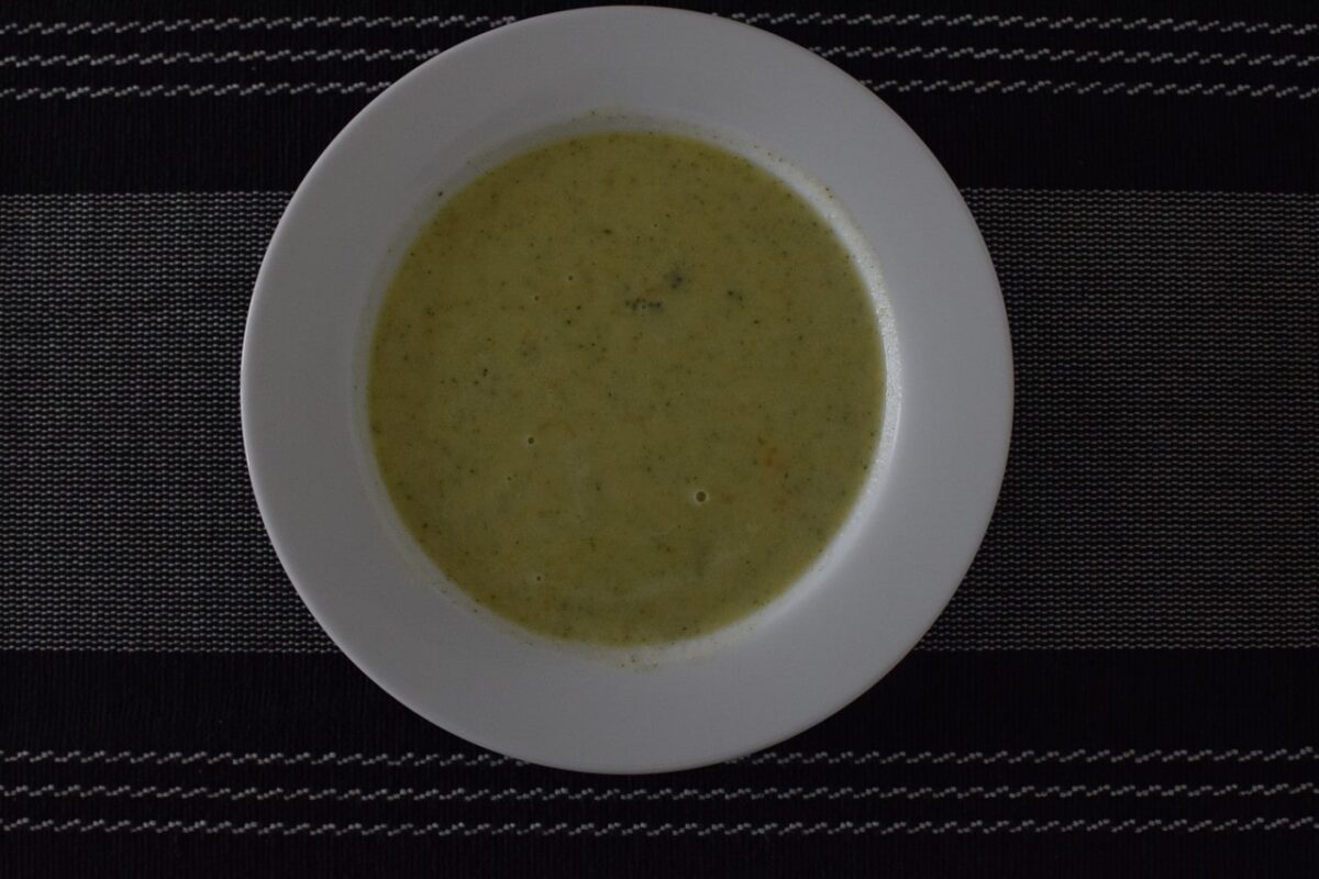 Smetanová brokolicová polévka