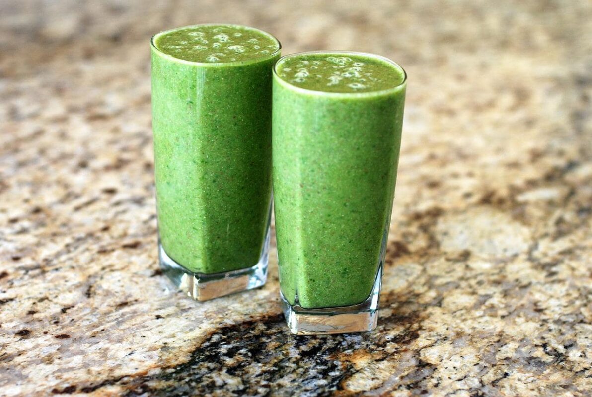 Petrželové smoothie s okurkou