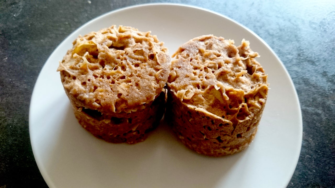Mugcake z hruškové přesnídávky