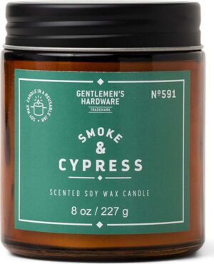 Vonná sojová svíčka doba hoření 48 h Smoke & Cypress – Gentlemen's Hardware. Cvičení
