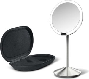 Kosmetické zvětšovací zrcadlo s osvětlením (10x) ø 12 cm Travel – simplehuman. Cvičení