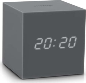 Šedý LED budík Gingko Gravity Cube. Cvičení