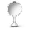 Kosmetické zvětšovací zrcadlo s osvětlením (5x) ø 20 cm Sensor – simplehuman. Cvičení