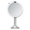 Kosmetické zvětšovací zrcadlo s osvětlením (5x) ø 20 cm Sensor Trio – simplehuman. Cvičení