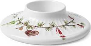 Porcelánový svícen s vánočním motivem Hammershøi Christmas – Kähler Design. Cvičení